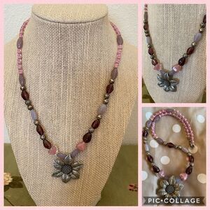 Beautiful Floral glass bead pewter flower necklace purple